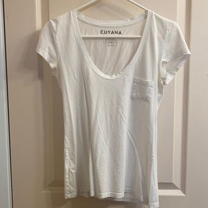 Cuyana white tee
